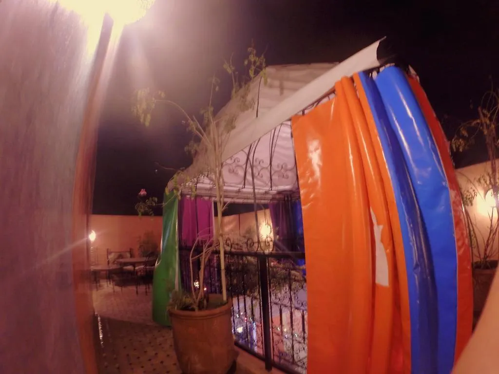 Riad Jennah Rouge Marrakesz 2*,  Maroko