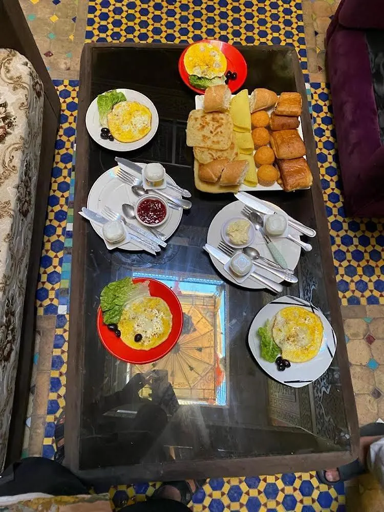 ** Pensión Riad Jennah Rouge Marrakesh Marruecos